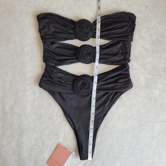 La Reveche Swim | Vesna One piece Black with Cut Outs and Rosebuds - Picture 7 of 10